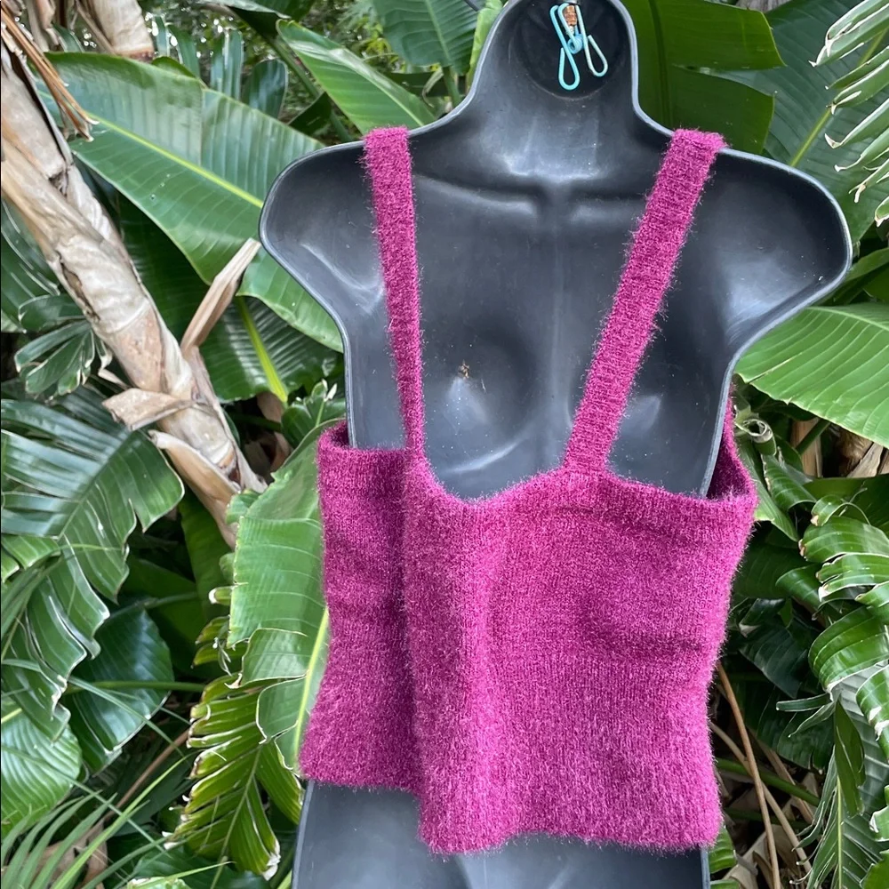 House of Harlow fuzzy crop tank and matching sweater set
